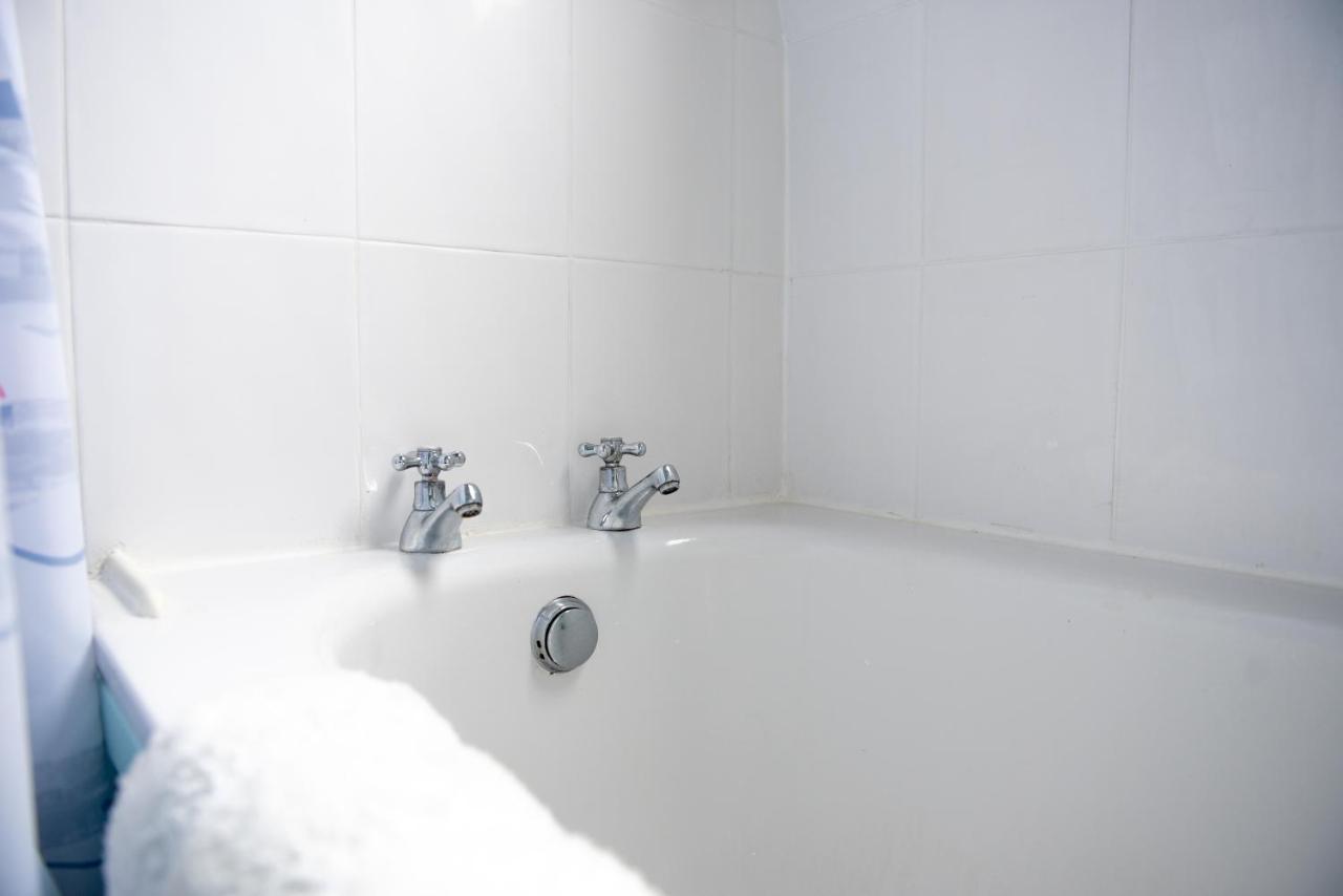 Beach View Apartment 스톤하븐 외부 사진